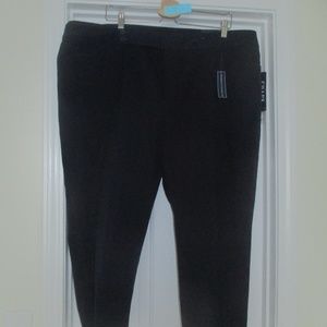 Women's Capri Pants